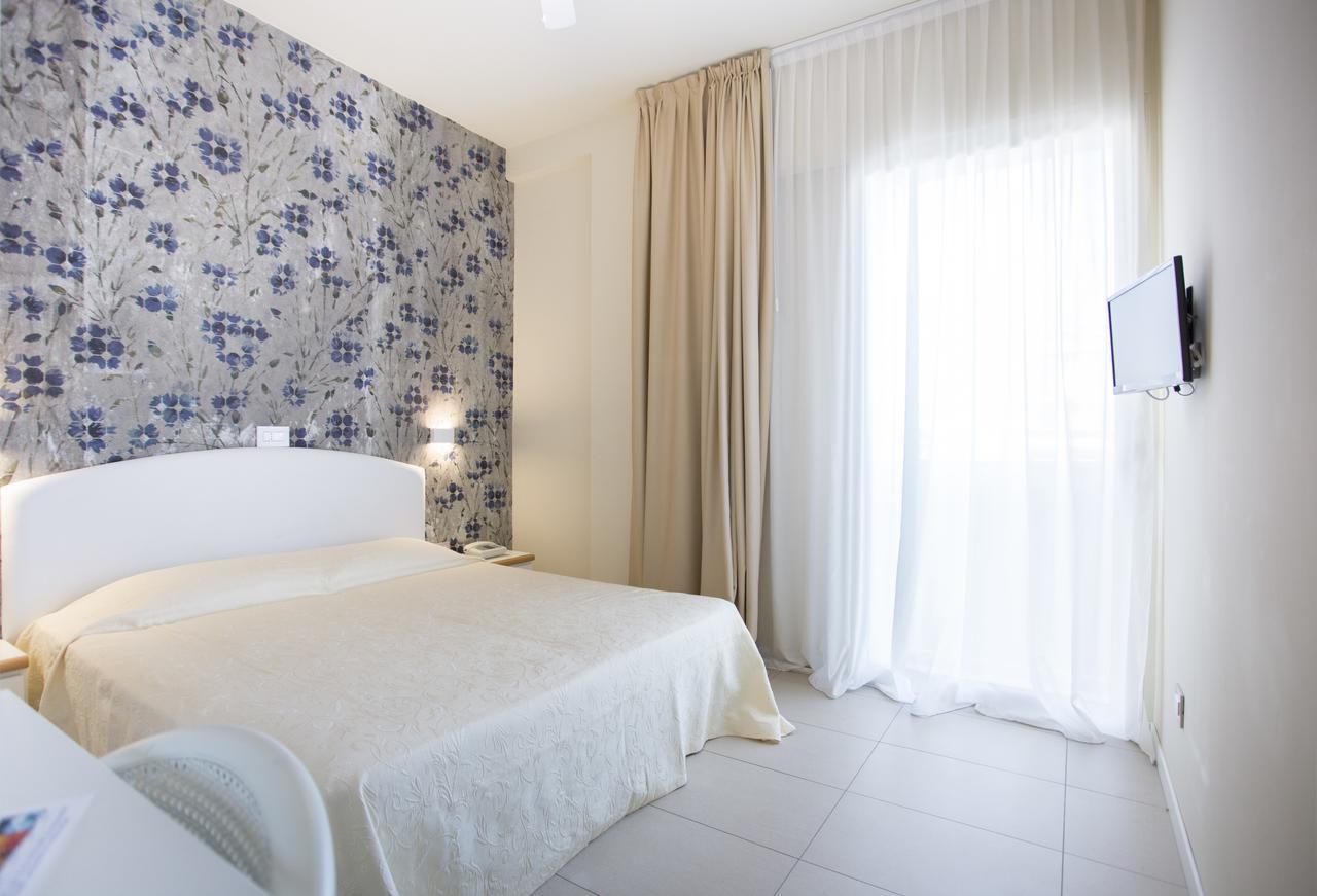 Sirena Boutique Hotel Gabicce Mare Exterior foto